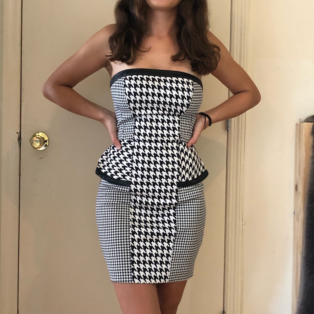 Bebe dress